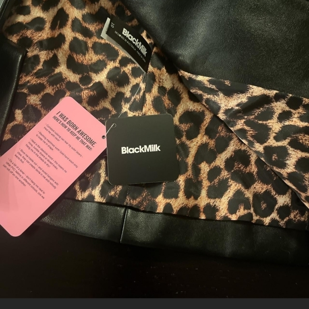 NWT Blackmilk Claws Out Blazer, Small - Picture 6 of 7
